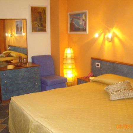 Hotel Blumentag Паола Экстерьер фото