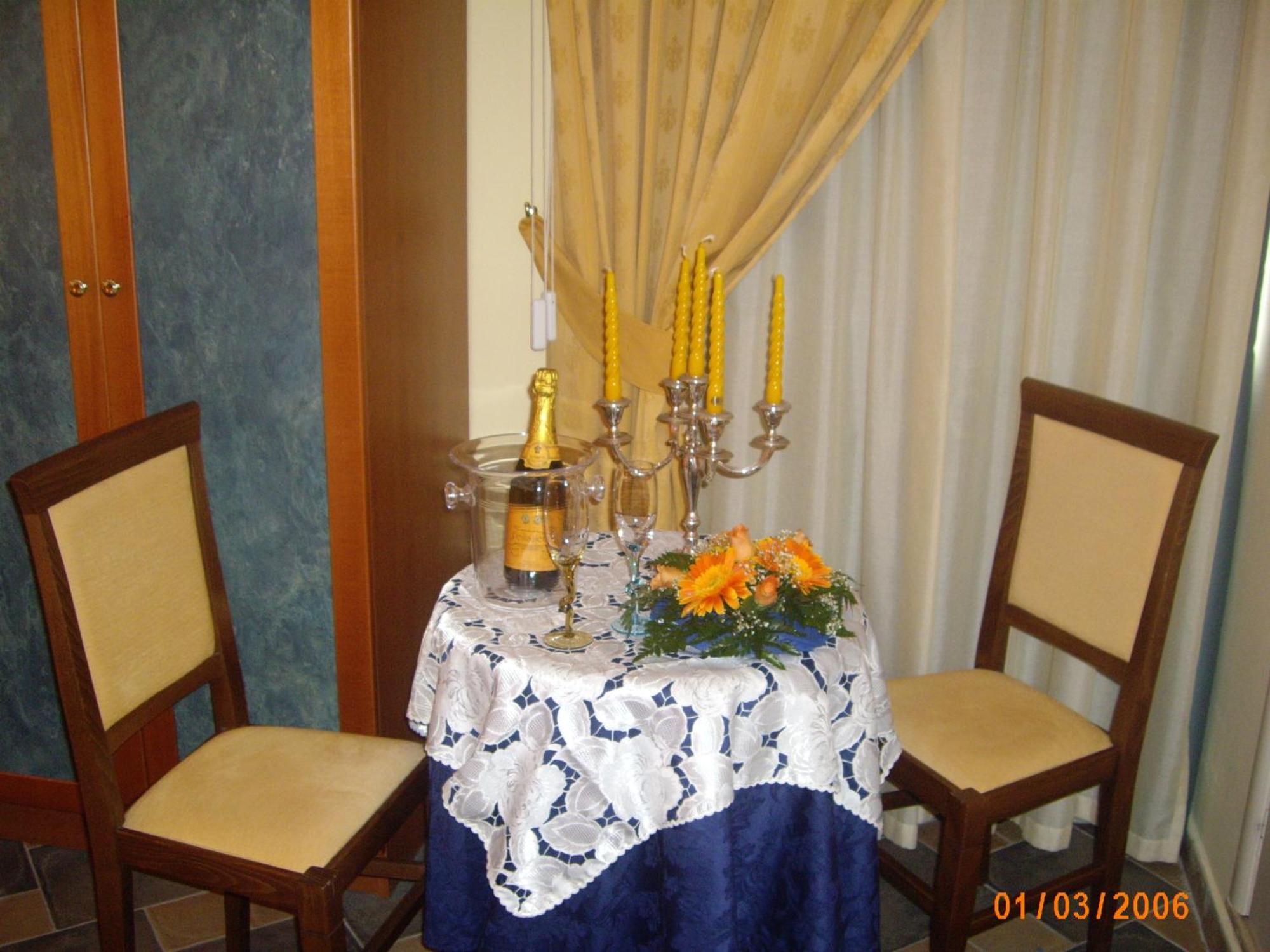 Hotel Blumentag Паола Экстерьер фото