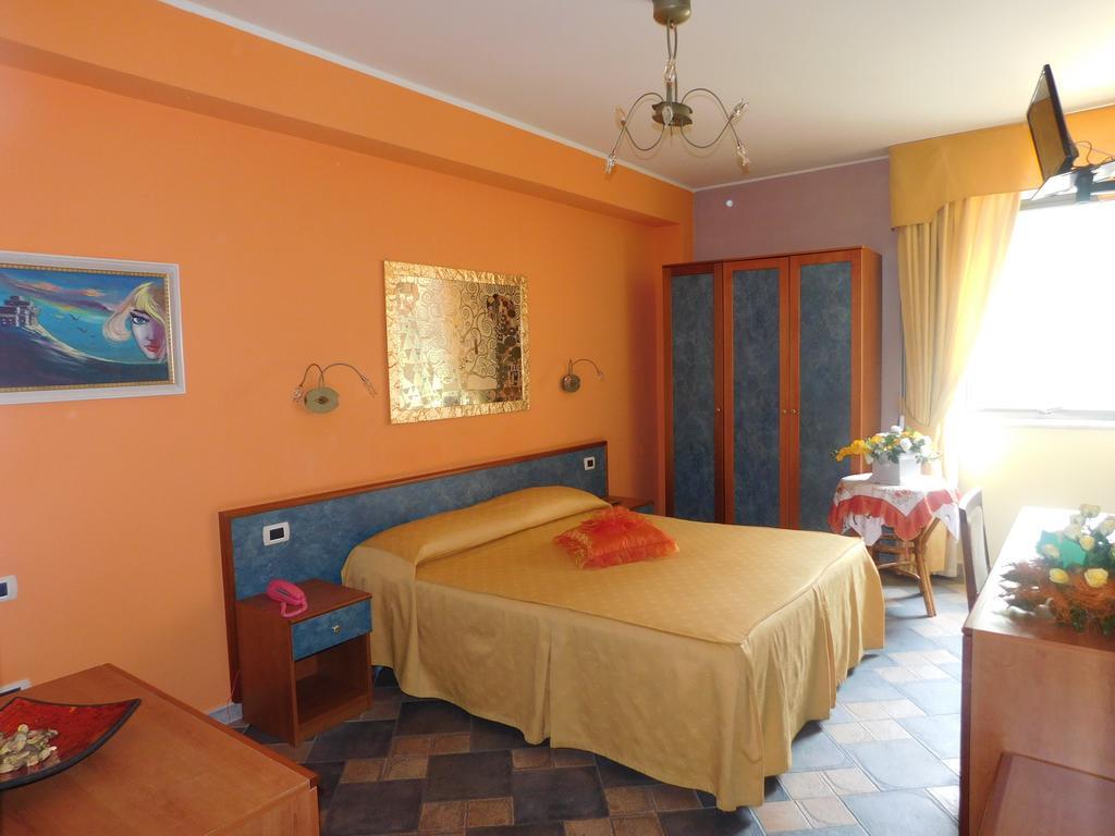 Hotel Blumentag Паола Экстерьер фото