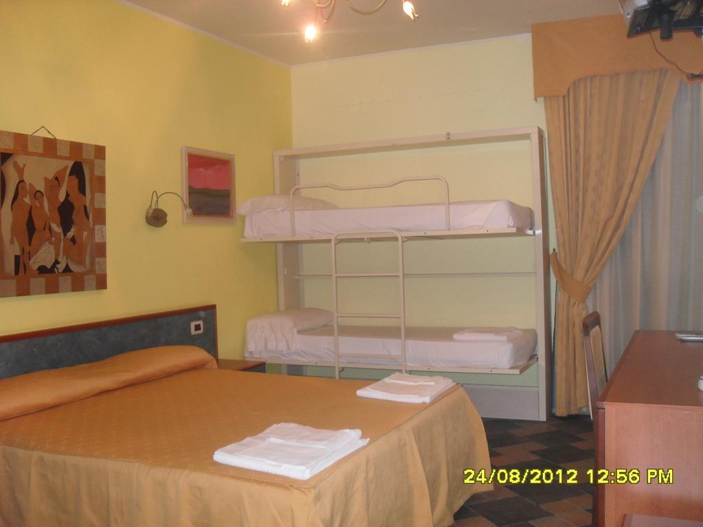 Hotel Blumentag Паола Экстерьер фото